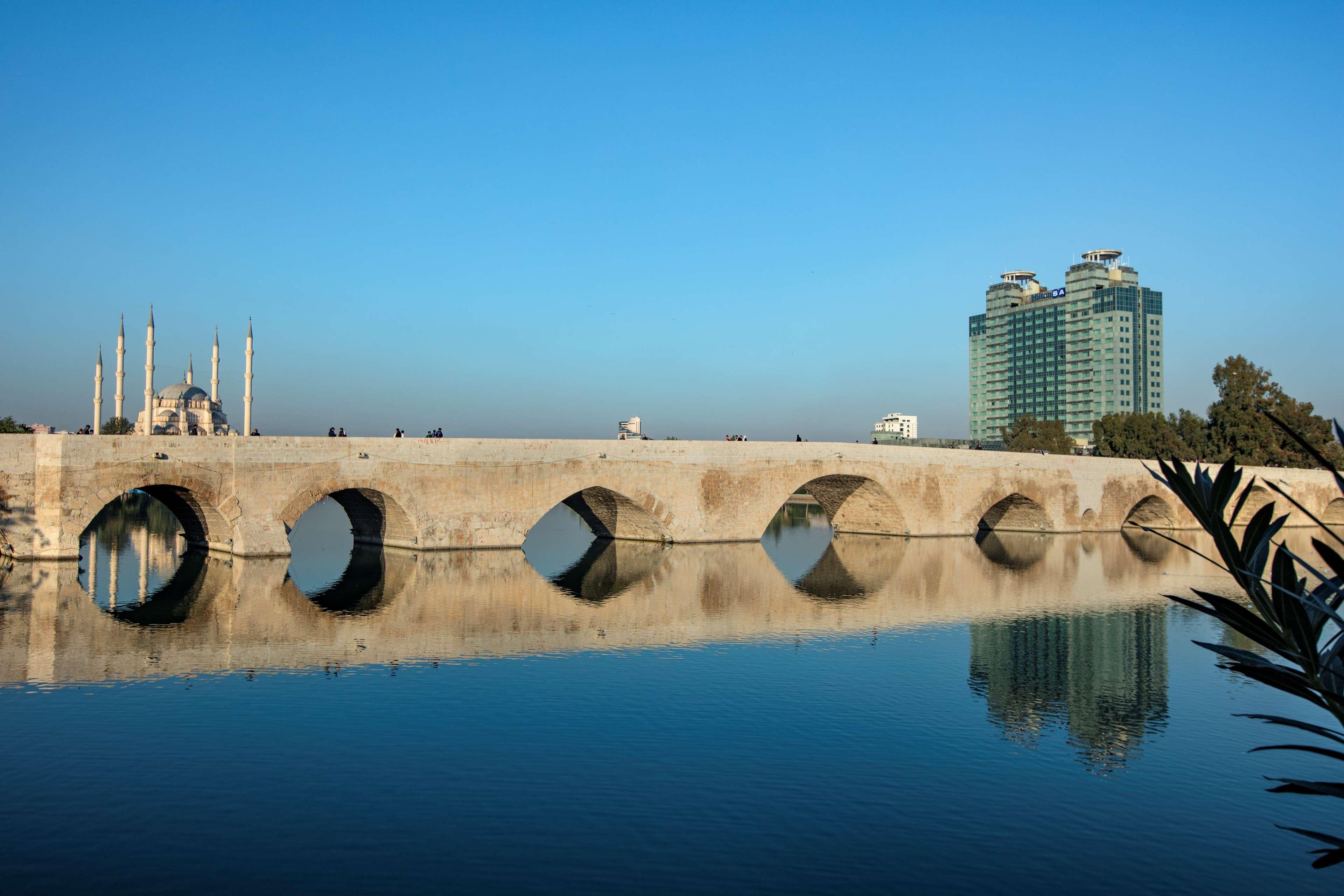 Adana Hiltonsa Hotel Екстер'єр фото