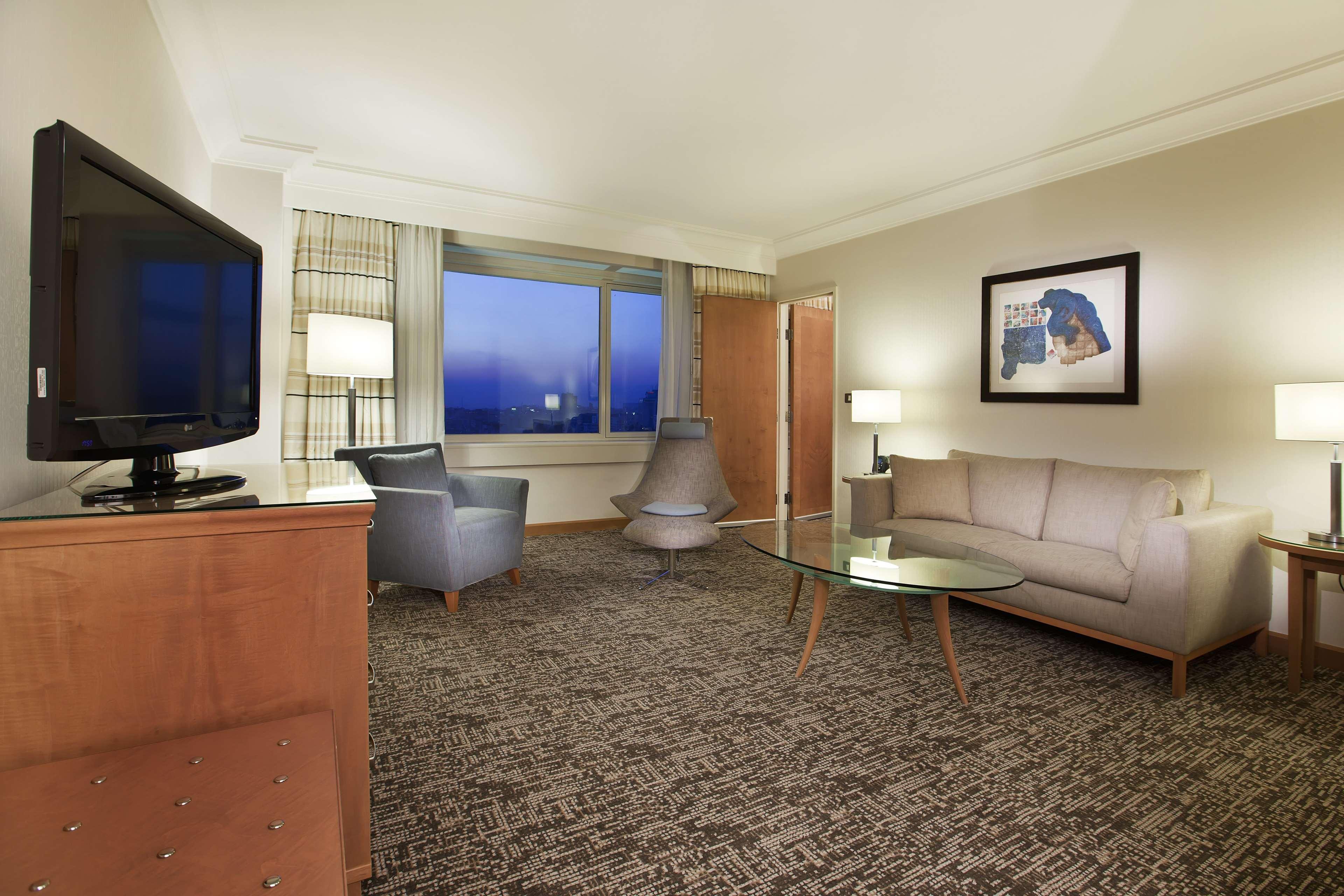 Adana Hiltonsa Hotel Екстер'єр фото