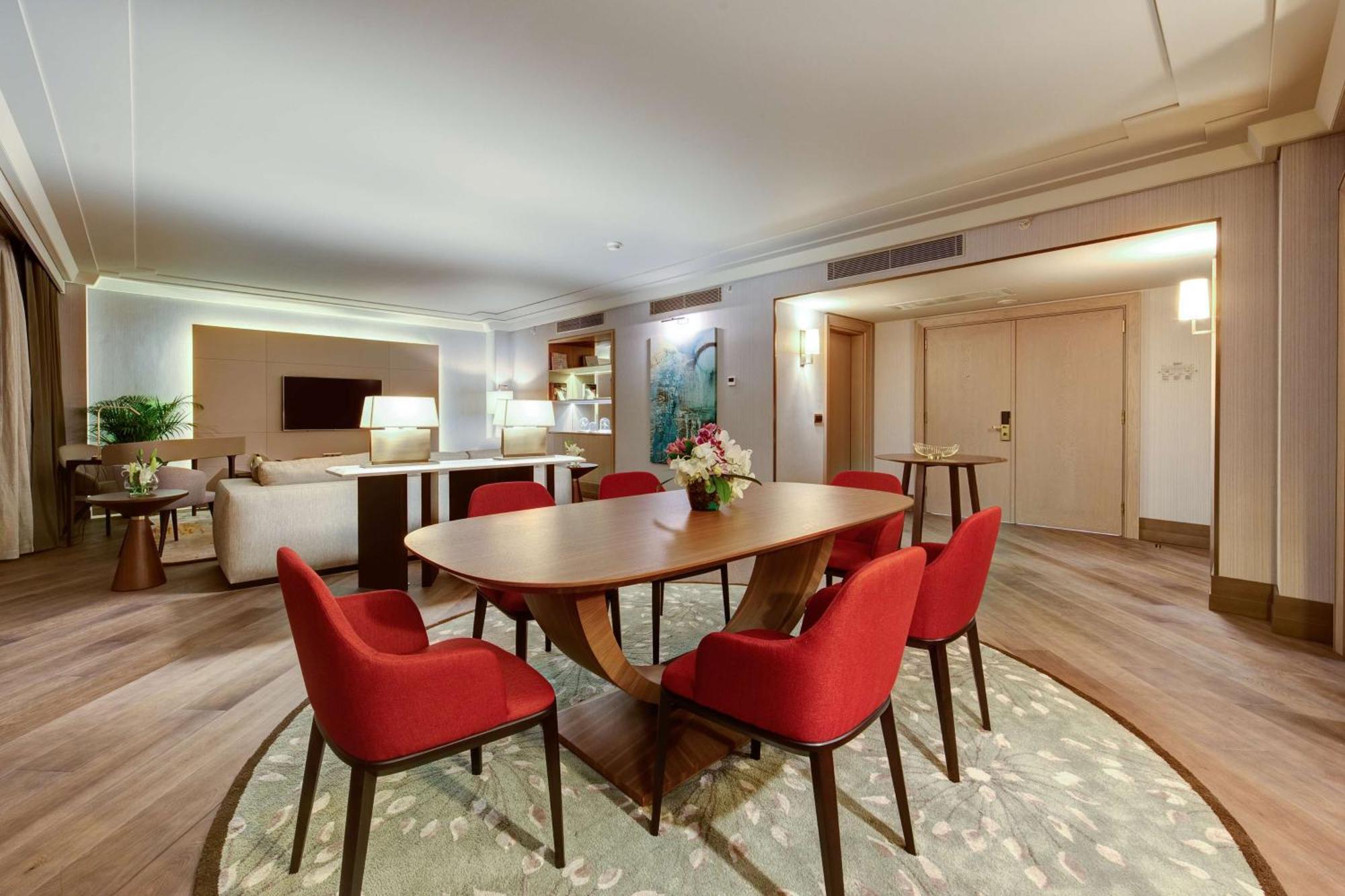 Adana Hiltonsa Hotel Екстер'єр фото